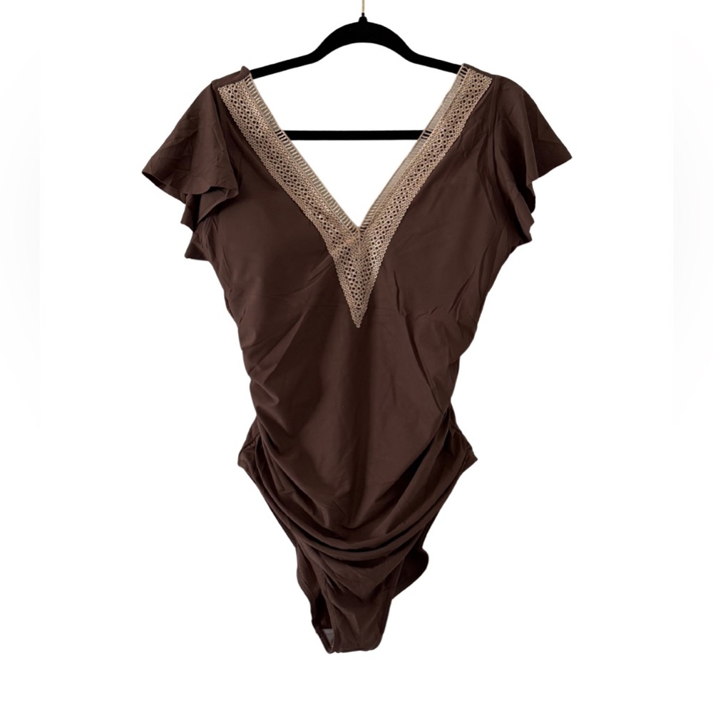 New Swimsuit / Brown V-Neck One-Piece Swimsuit